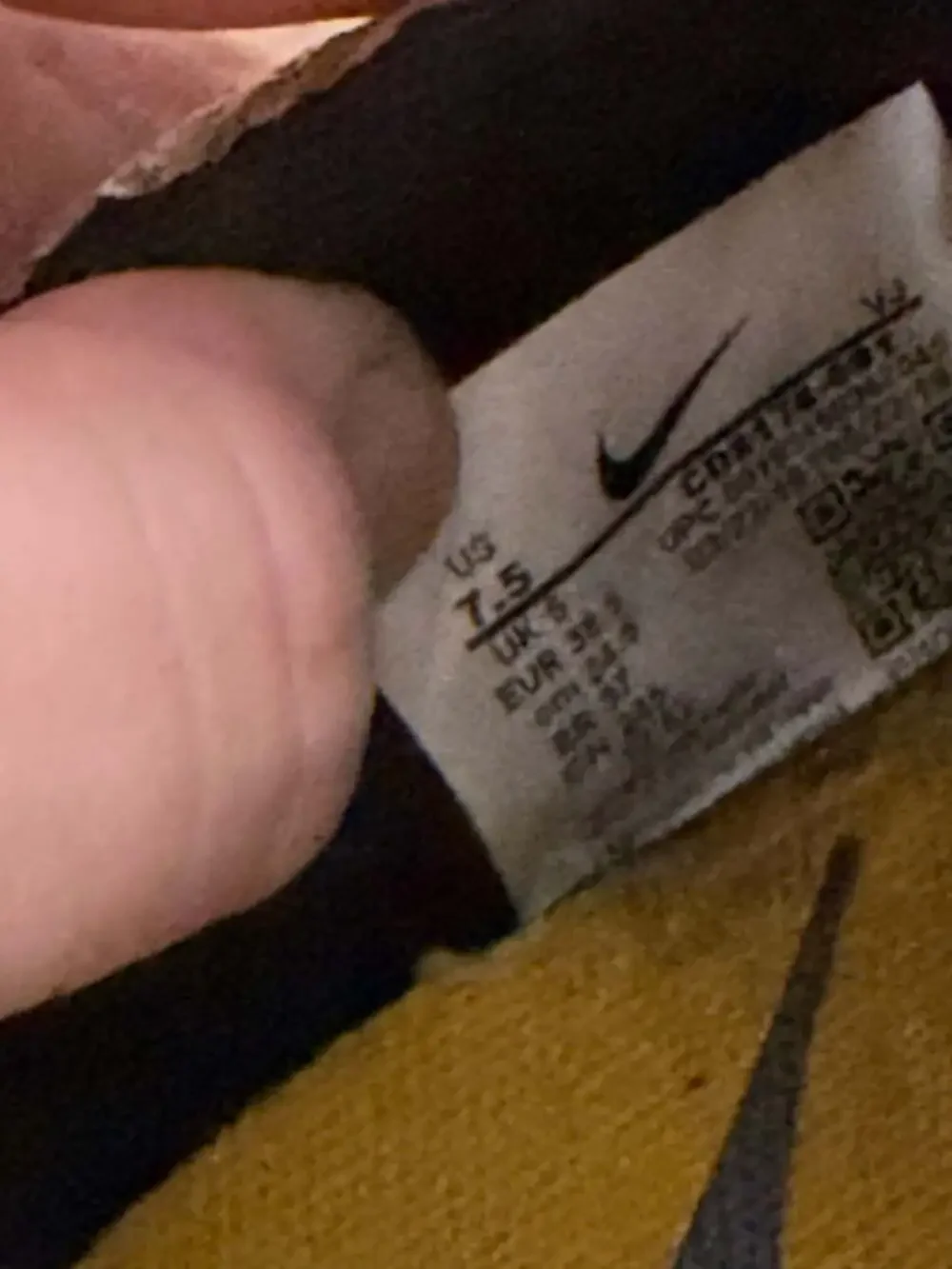 Off-White x Nike Women's Vapor Street Laser Fuchsia CD8178-001 Size 7.5
